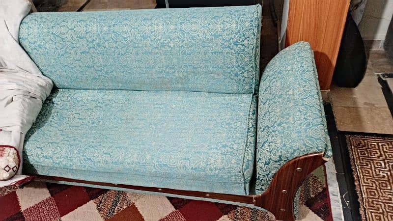 sofa combad available for sale in Neat condition 1