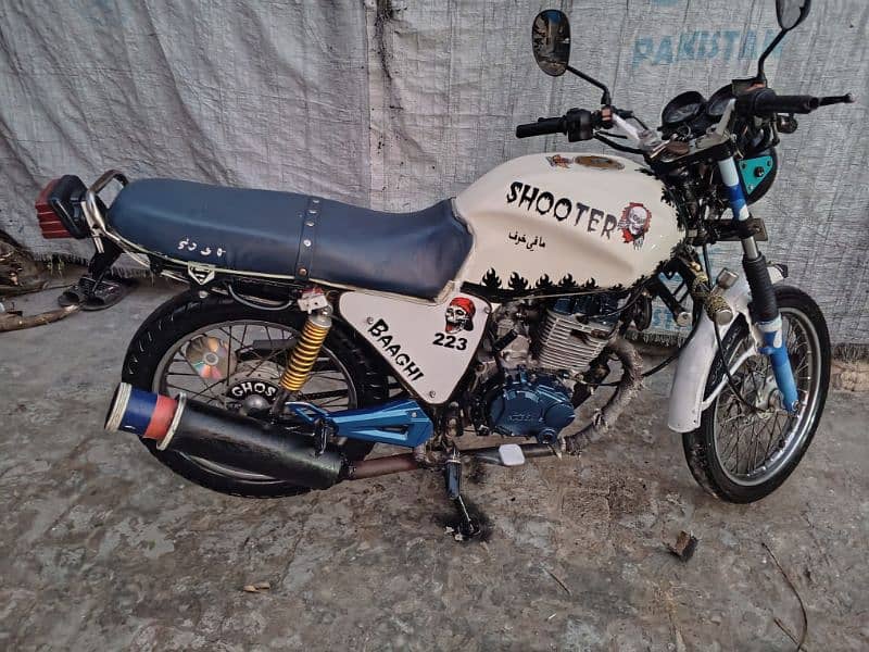 Ravi piaggio 125.2015 model demand 140000.03066789223 5