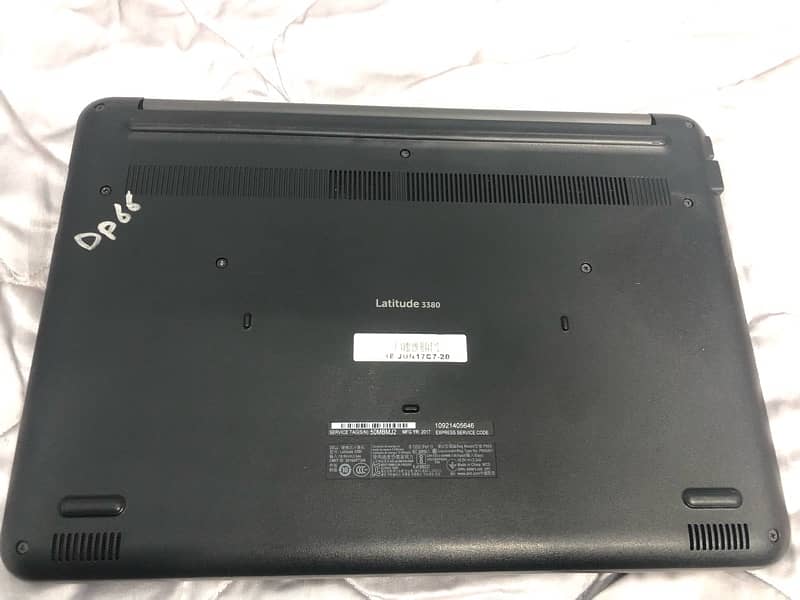 Dell latitude 3380 i3 6gen 8gb ram 256gb ssd 2