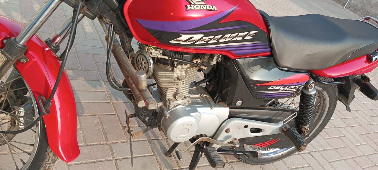 Honda CG 125 2018 10