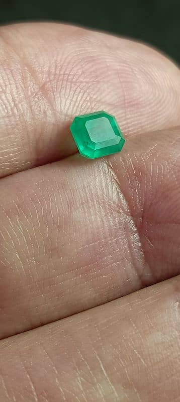 Natural Emeralds Swat 1