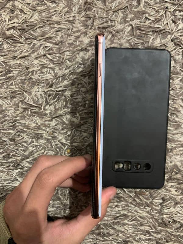 S10 plus 6