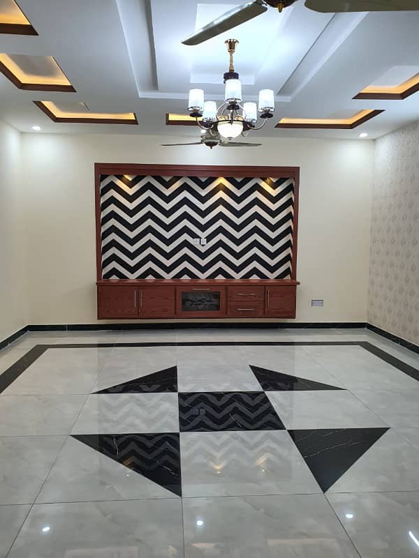 10 Marlas Tile Flooring Ground With All Facilities Near Market and Mosque G-13/3 1