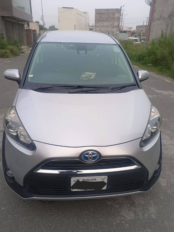 Toyota Sienta 2018 0