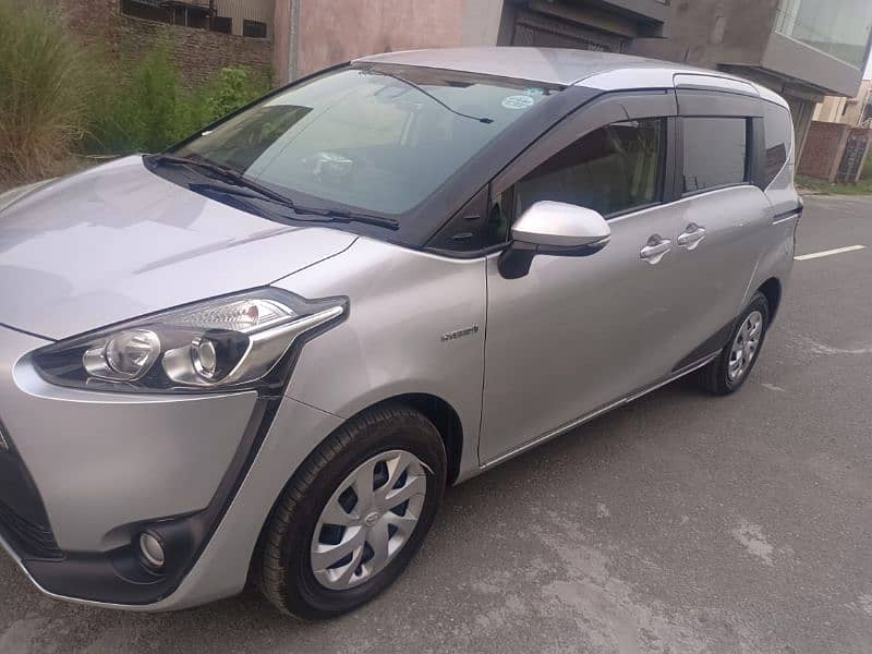 Toyota Sienta 2018 2