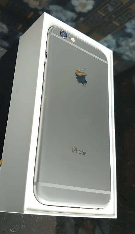 Iphone 6 32 Gb With Box 1