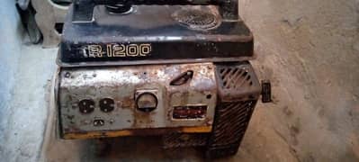 Original Japan Generator 1000 watt Slightly Used