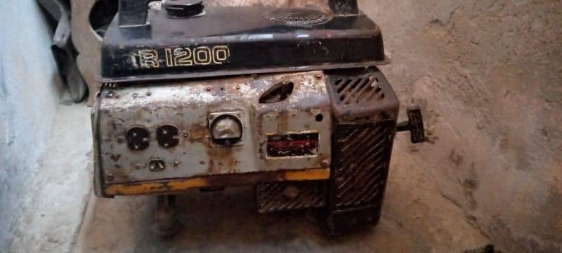 Original Japan Generator 1000 watt Slightly Used 4