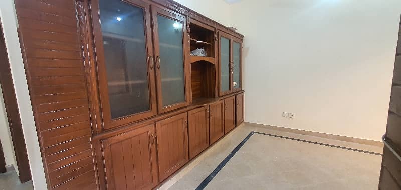 25x40 Ground Floor Available For Rent G-13, ISLAMABAD 6