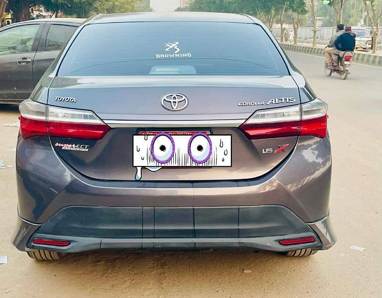 Toyota Corolla Altis 2018 4