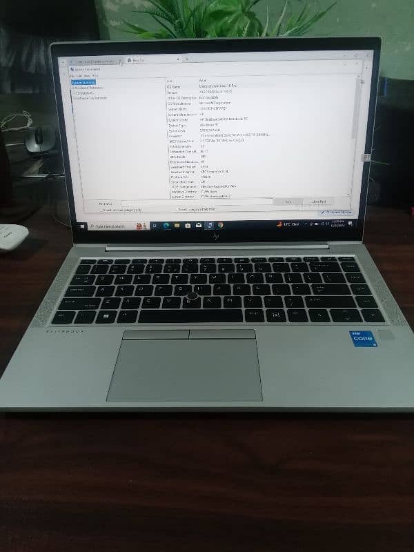 Hp EliteBook  G8 840 core i5 11th gen 1