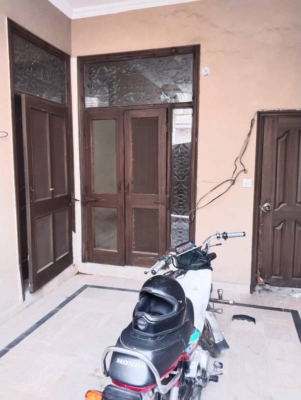 05 MARLA HOUSE FOR RENT IN JOHAR TOWN LAHORE 1