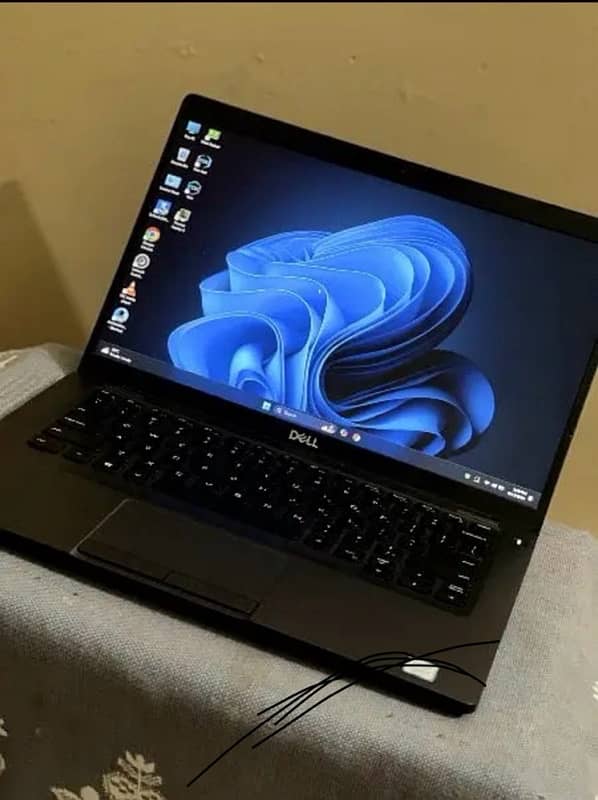 Dell Latitude 5400 0