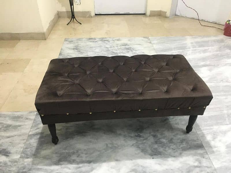 4 seater sethi set /dark brown colour /light weight 1