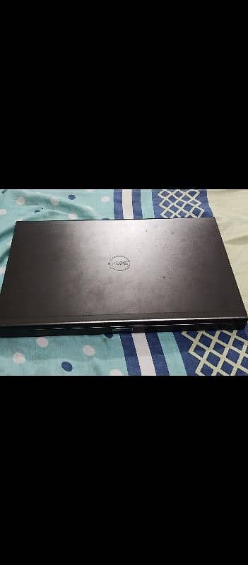 Dell Precision M6800 urgent sale , price can be reduced 2