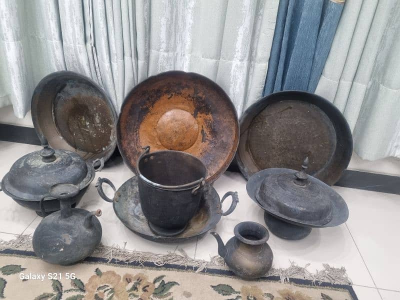 300 years old Antique pieces/pots 10