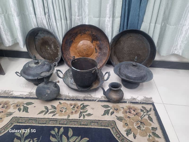 300 years old Antique pieces/pots 12