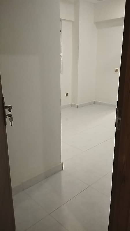 1150 sqft family flat available on rent 0