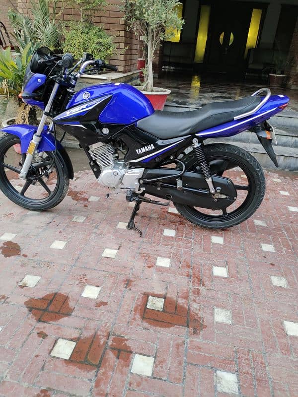 Yamaha ybr 125 2022 model 3