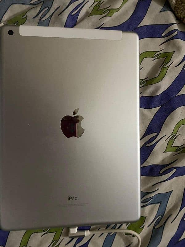 iPad 6th generation 2