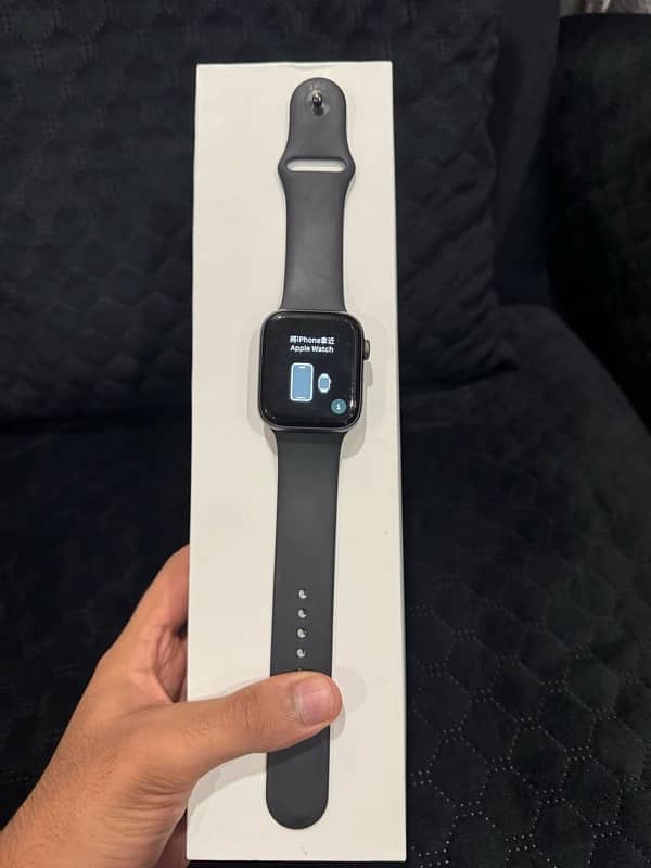 APPLE WATCH SERIES 5 44mm 6