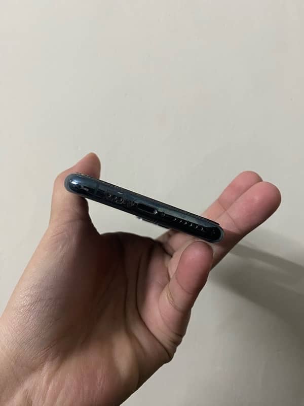 iphone 11 pro pta 1