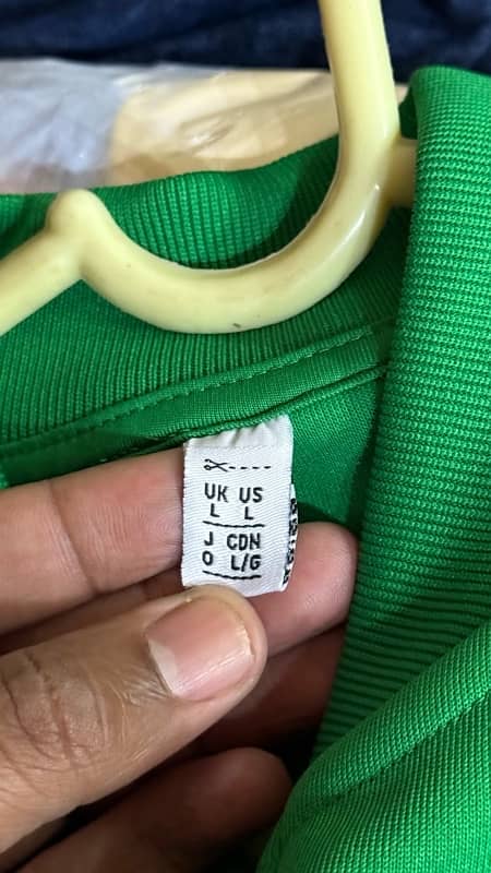 Adidas track Suit Large 4