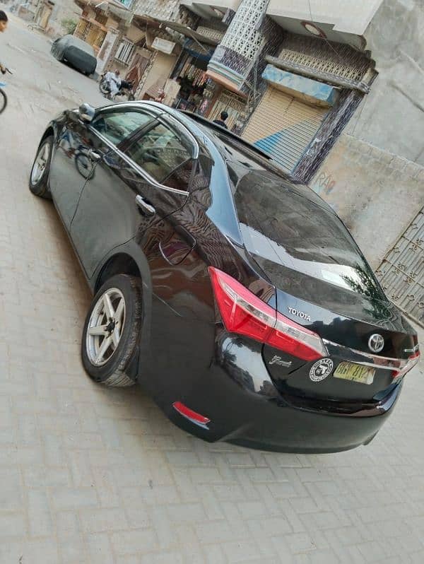 Toyota Corolla Altis 2016 1