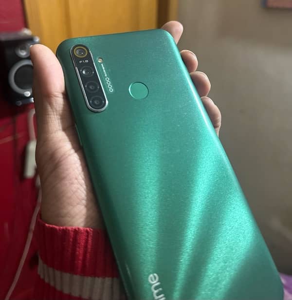 Realme 5i 4