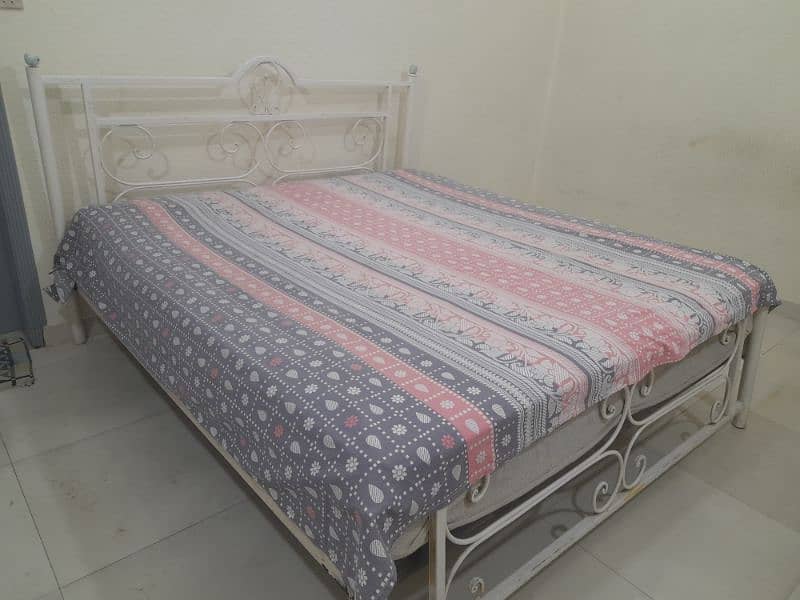 Iron Bed 0307_0452458 0