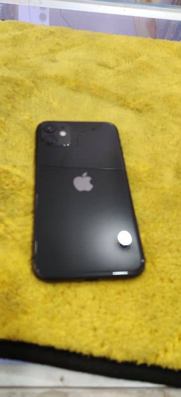 I Phone 11 JV 64 GB 99BH10/10Condition 4