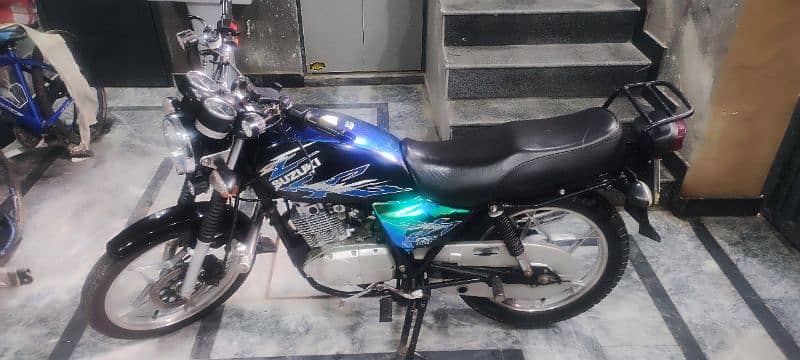 Suzuki GS 150 SE, new like condition 0