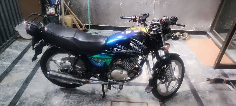 Suzuki GS 150 SE, new like condition 1