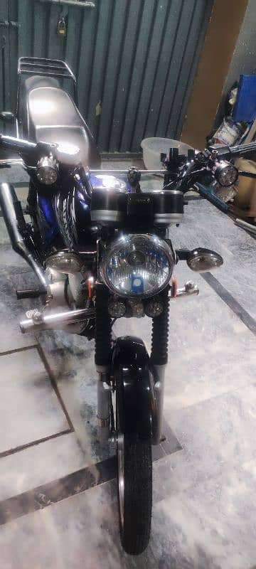 Suzuki GS 150 SE, new like condition 5