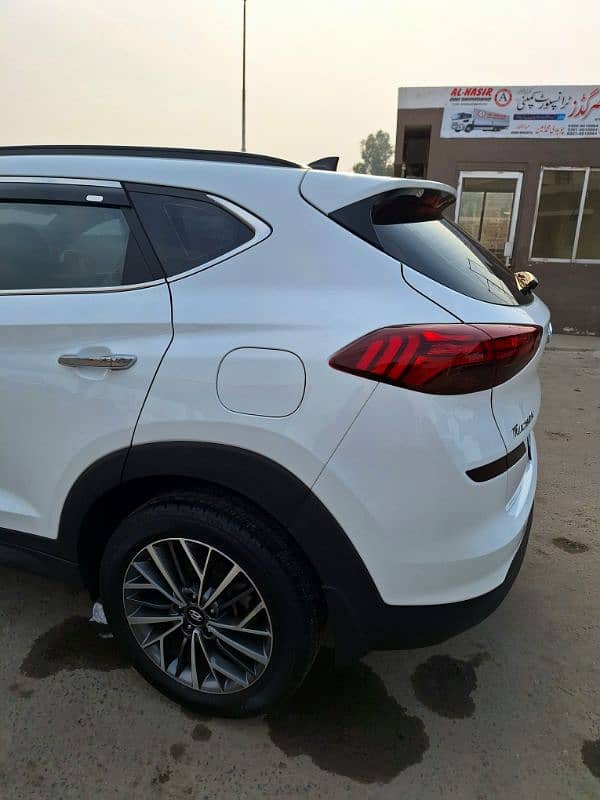 Hyundai Tucson 2021 13