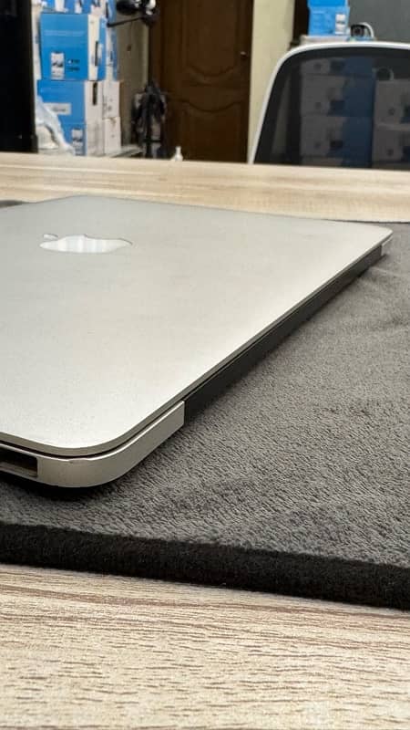 Macbook Pro Ratina 13” Late 2012 Core i5, 8GB, 256GB 6