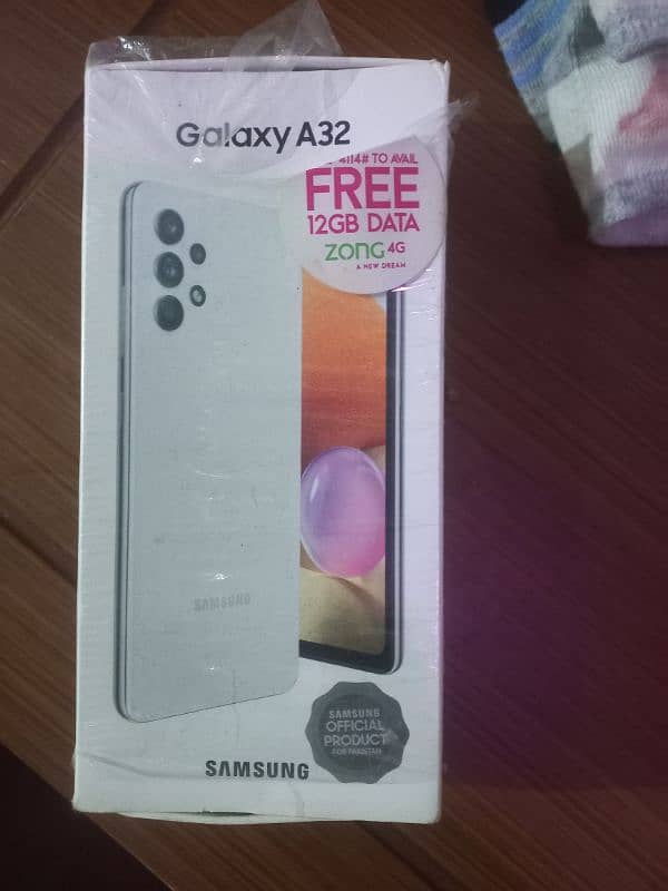 Samsung Galaxy A32. . 6/128 10/10 condition. 8