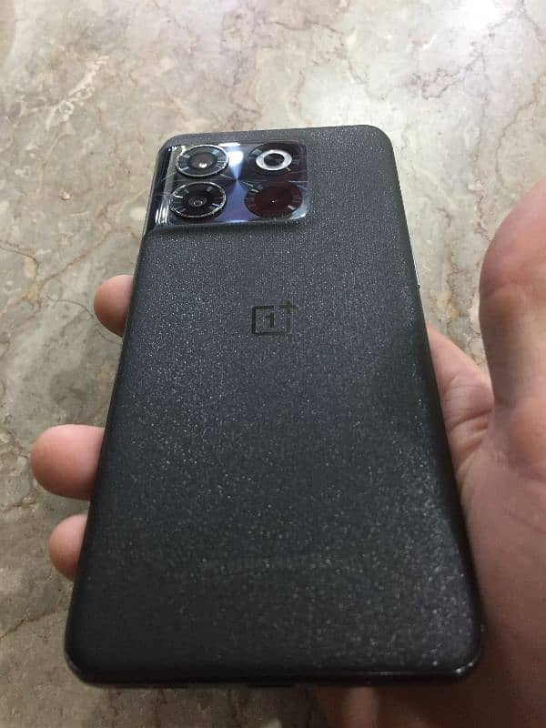 OnePlus 10t 5g 8/128 non pta with 65w charger 4