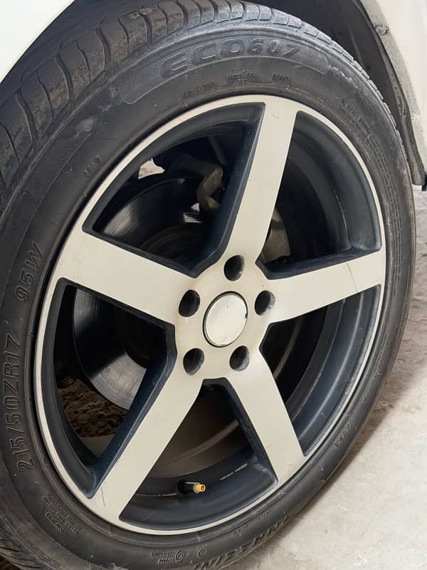 civic x 17” alloy rims tyre for sale 0