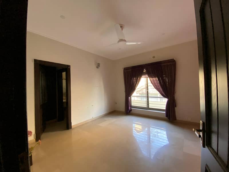 1 kanal beauty fully house for rent only 8