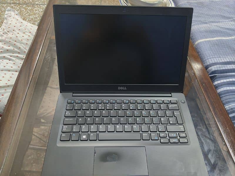 Dell Latitude e7280 1