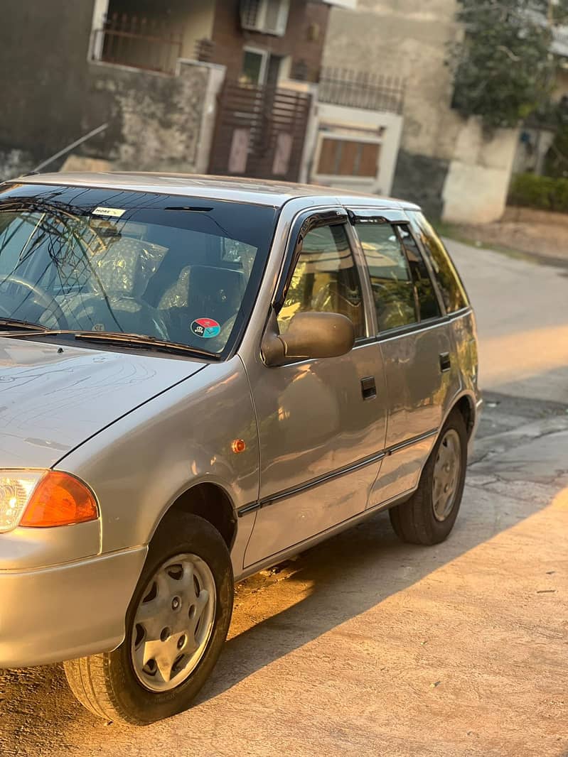 Suzuki Cultus VXR 2004 2