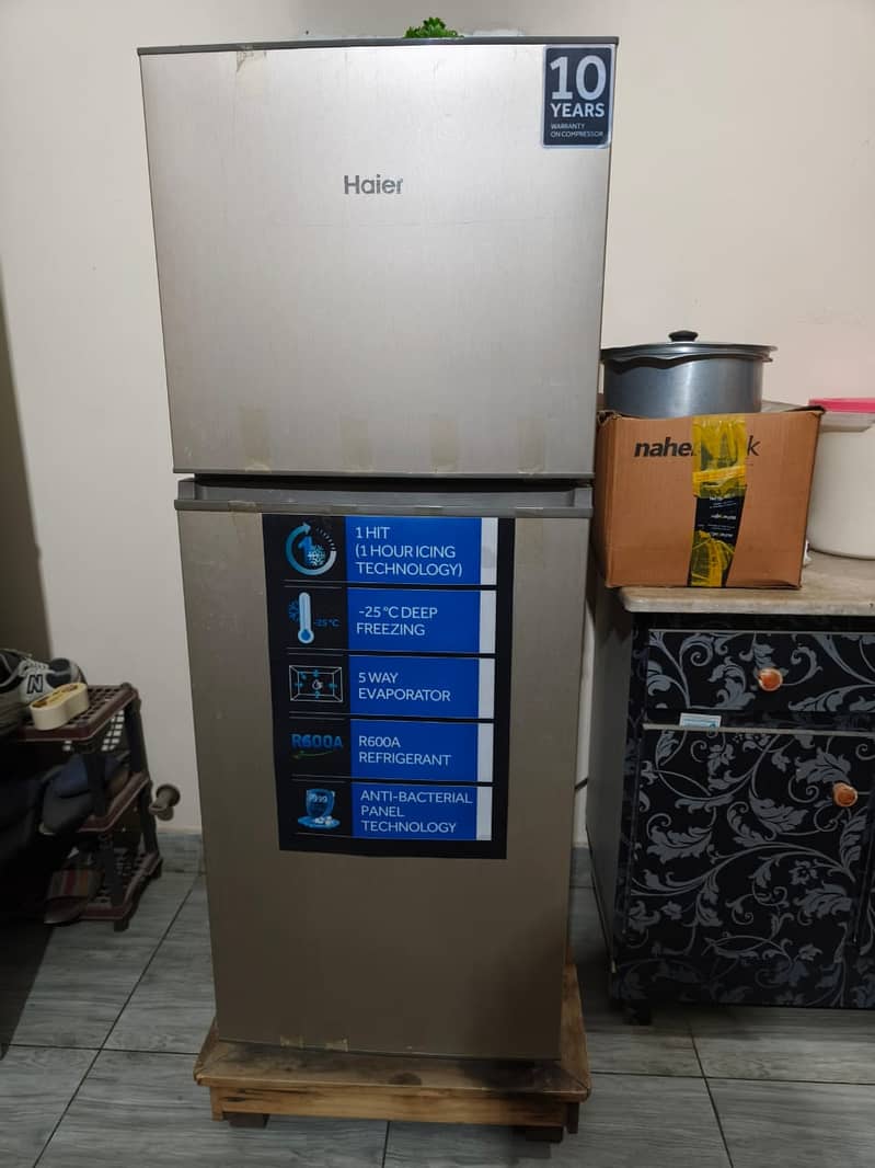 HAIER E-STAR REFRIGERATOR NON INVERTER HRF-186 (Model 2022) 0