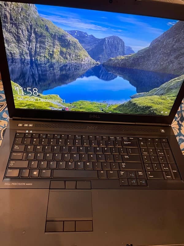 Dell precision M6800 , Core i7.4th generation 6