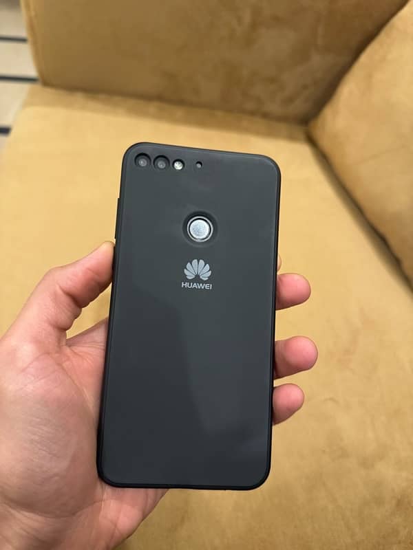 Huawei honor 7c 2