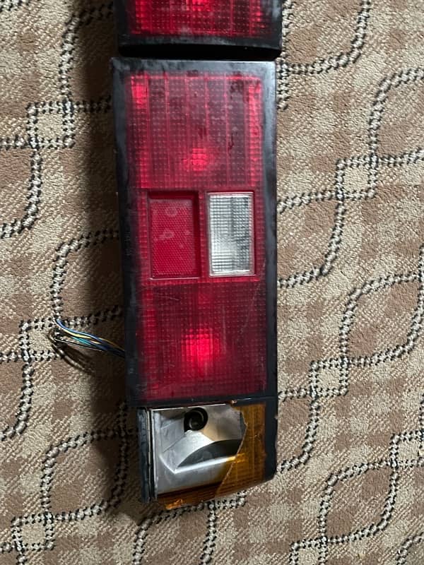 corolla 1982 tail lights 3