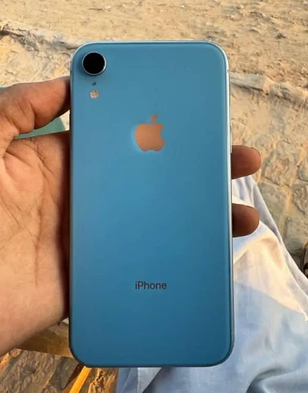 iPhone XR 0