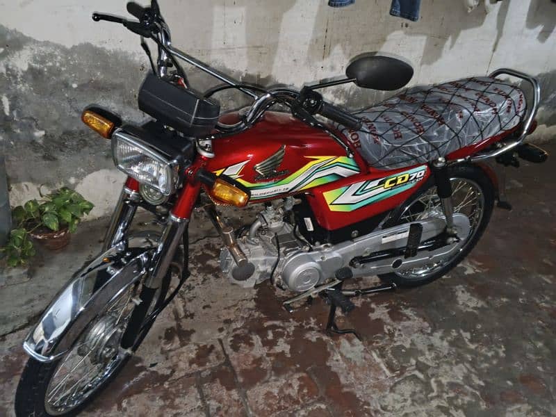 Honda CD 70 2023 *03156329601 8