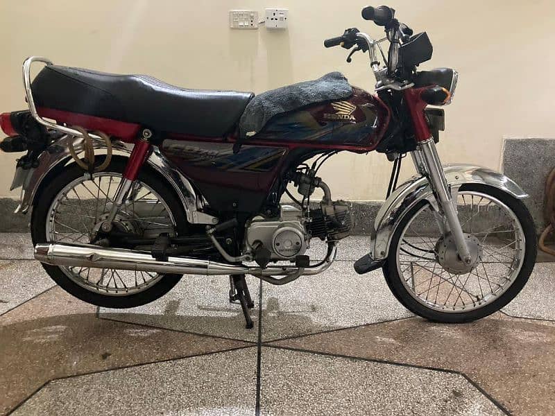 Honda CD70 very good condition 1