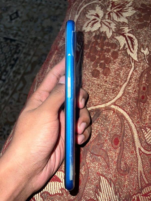 Mobile Realme C11 ha Sab oky ha 4